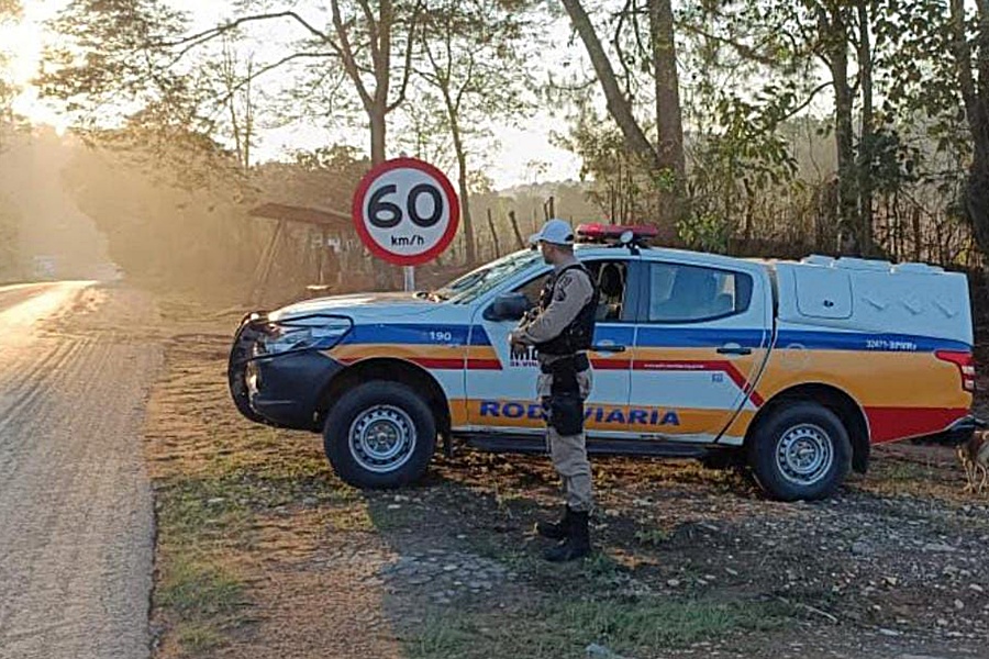 Polícia Militar Rodoviária dá dicas para evitar acidentes nas rodovias da região