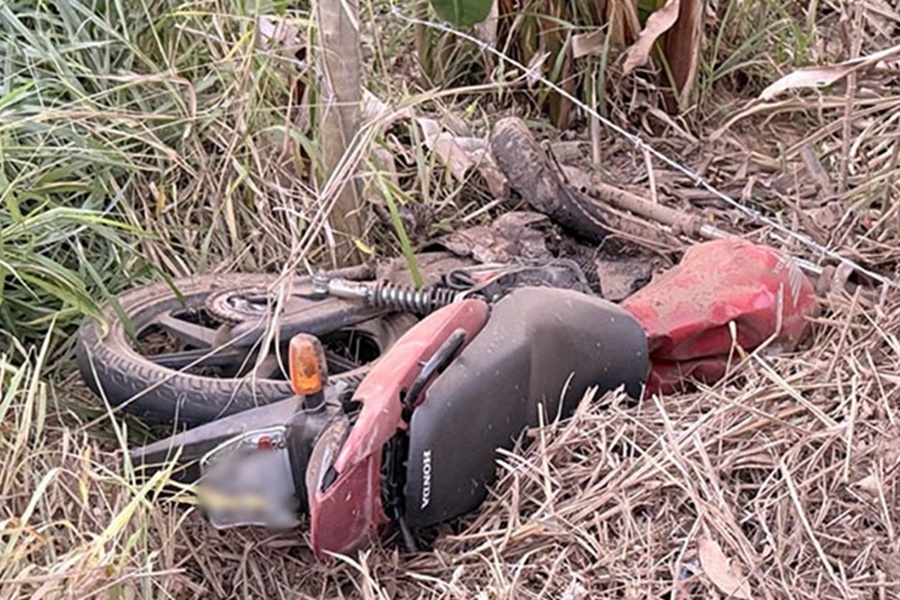 Acidente entre carro e moto deixa um morto em Cataguases