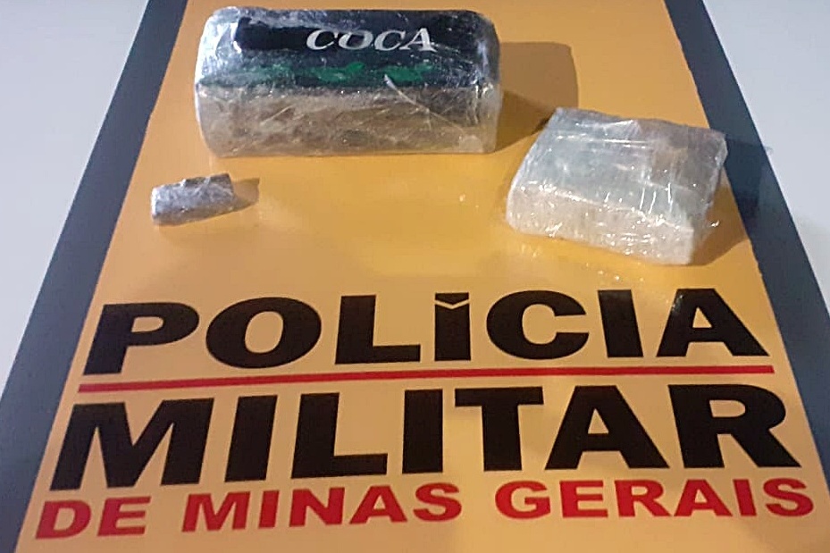 Abordagem após ultrapassagem indevida resulta na apreensão de drogas em Volta Grande