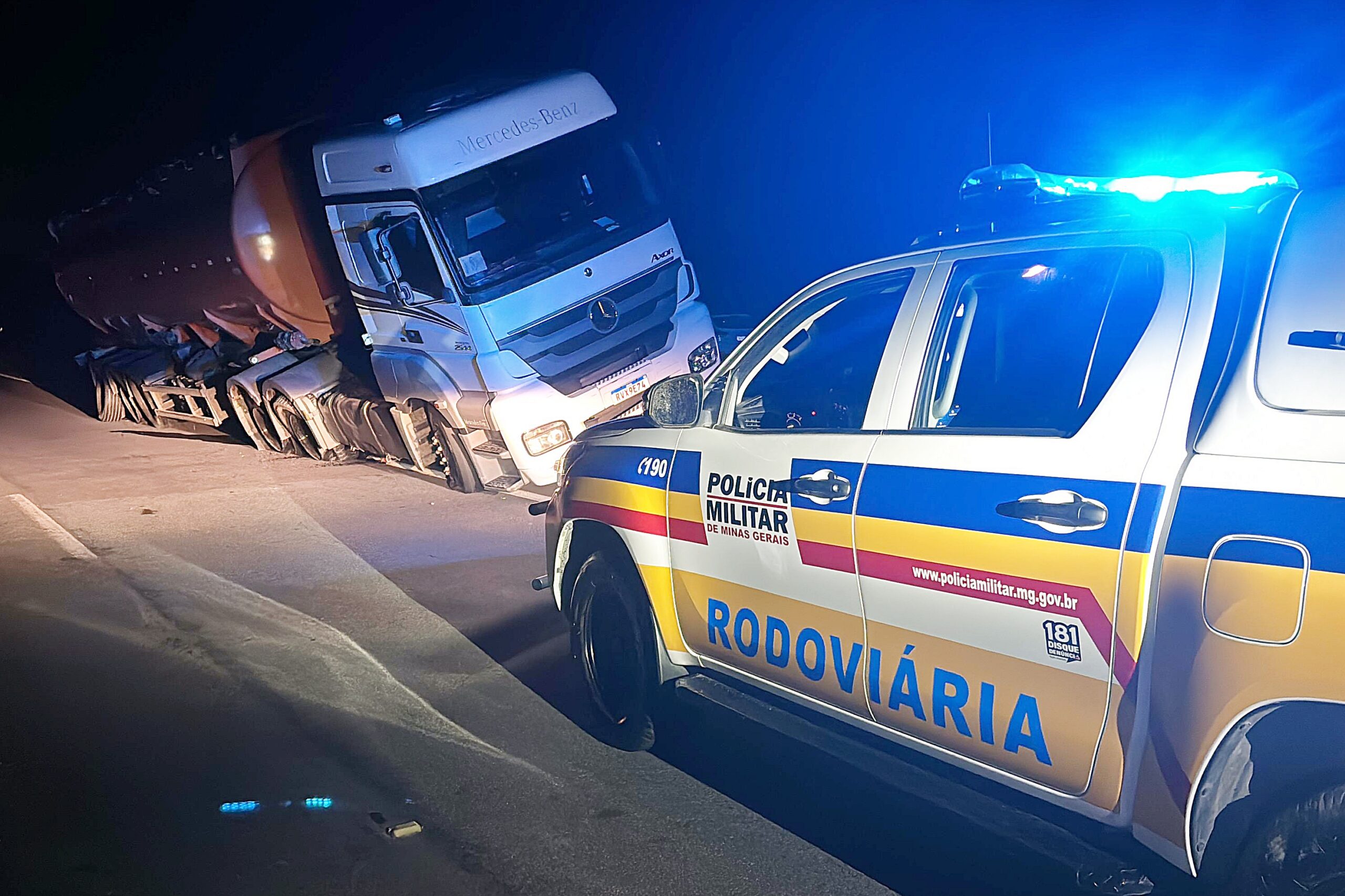 Carreta tanque é roubada em JF e bandido acaba preso após perseguição na BR-267