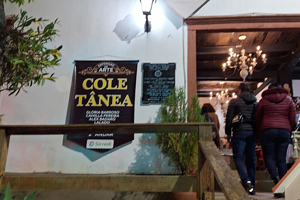 Casarão de Piacatuba recebe exposição de arte ‘COLETÂNEA’ durante o Festival de Viola