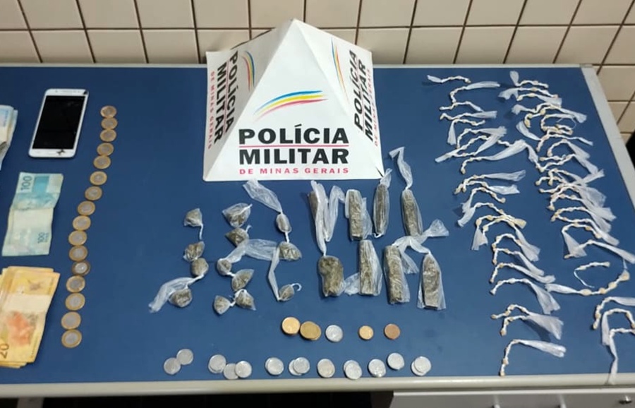 Homem é preso em Leopoldina com 190 pedras de crack no Limoeiro