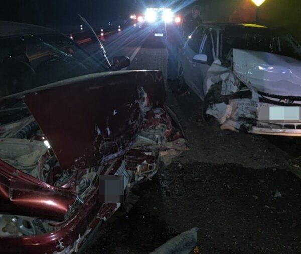 Acidente com três carros deixa dez feridos na BR-116 em Muriaé