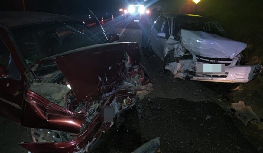 Acidente com três carros deixa dez feridos na BR-116 em Muriaé