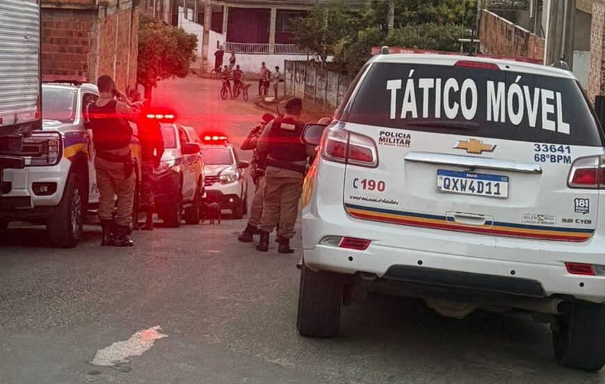 Operação da PM no Jardim Bela Vista em Leopoldina prende dois e apreende drogas