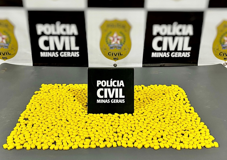 Polícia Civil apreende mil comprimidos de droga sintética em Rio Pomba