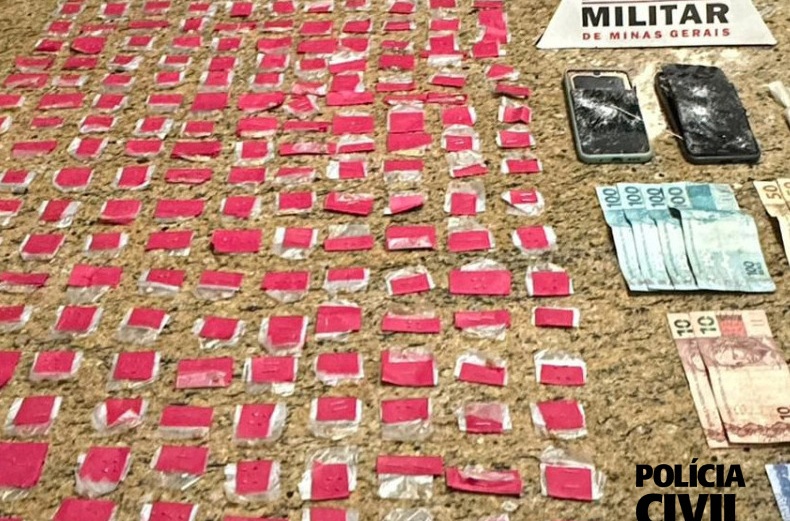 Operação da Polícia Civil e PM prende homem e apreende drogas em Recreio