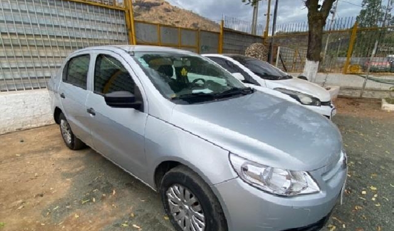 Detran promove leilão de 96 carros, motos e sucatas em Leopoldina