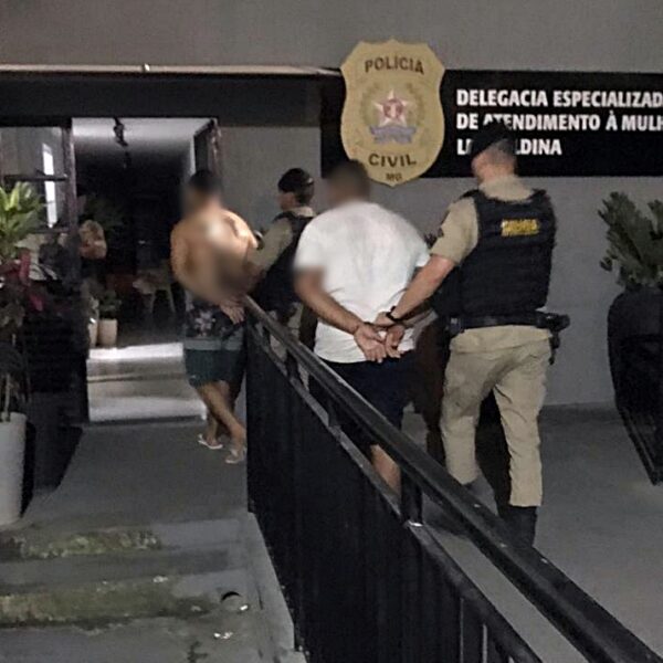 Irmãos são presos pela PM suspeitos de roubo à mão armada em comércio de Recreio