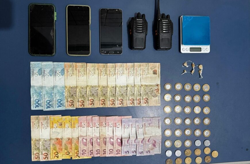 Suspeito de tráfico de drogas em Argirita é preso com crack e rádios comunicadores