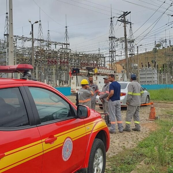 Energia é restabelecida em todo município de Leopoldina após incêndio em subestação