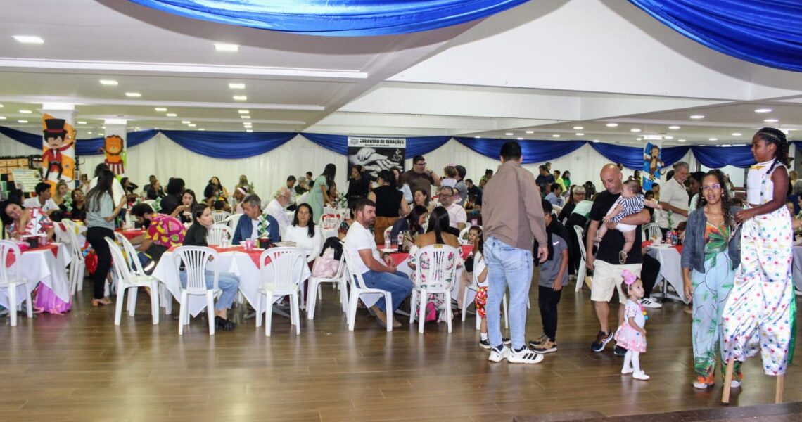 Arte circense e inclusão são destaques no 25º Encontro de Gerações promovido pelo Conhecer Educação e Cultura