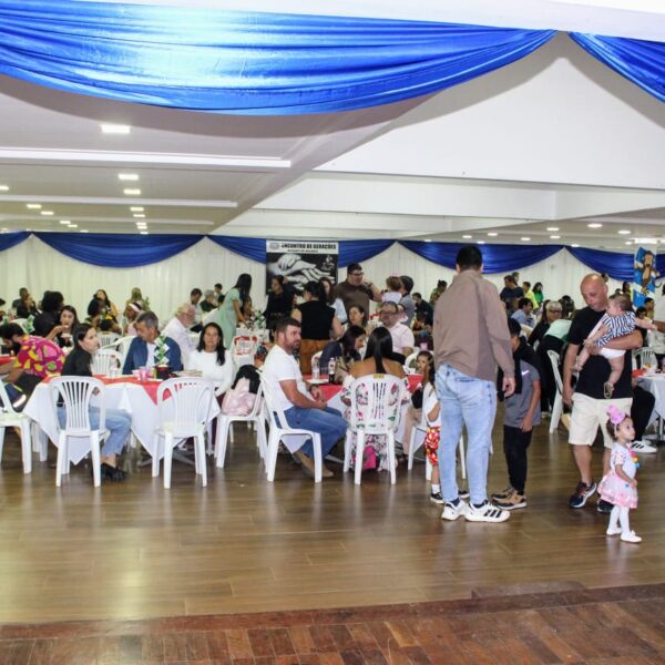 Arte circense e inclusão são destaques no 25º Encontro de Gerações promovido pelo Conhecer Educação e Cultura