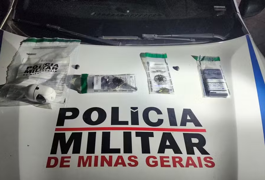 Suspeito de roubo em Rio Pomba joga filho de 2 anos no chão para tentar fugir da polícia