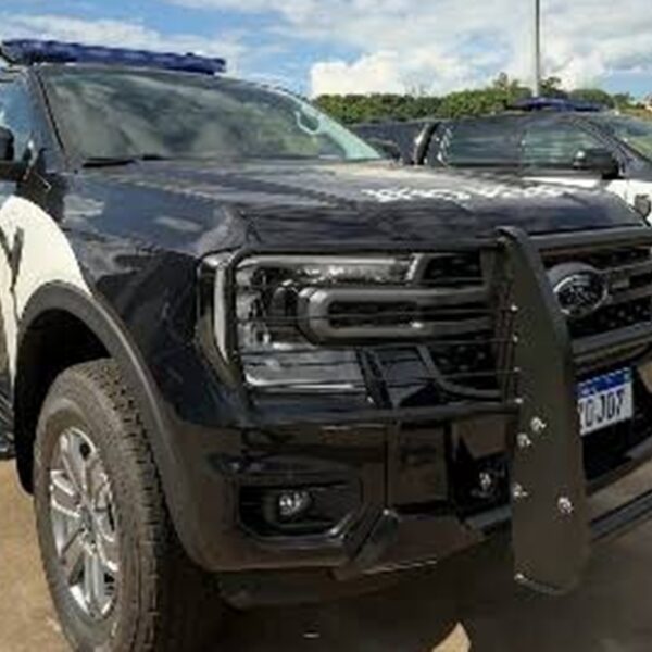 Homem é preso suspeito de matar mulher e abandonar o corpo na frente de casa em Ubá