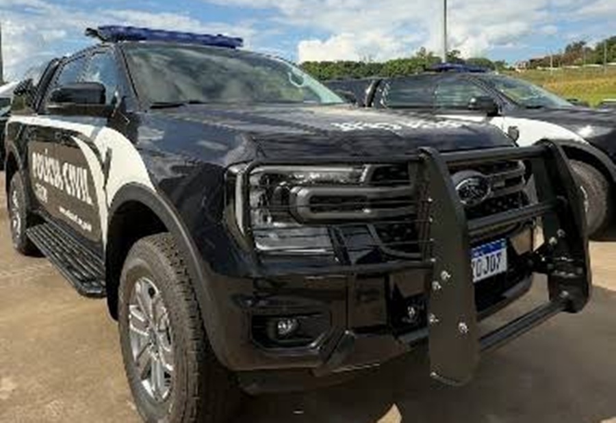 Homem é preso suspeito de matar mulher e abandonar o corpo na frente de casa em Ubá