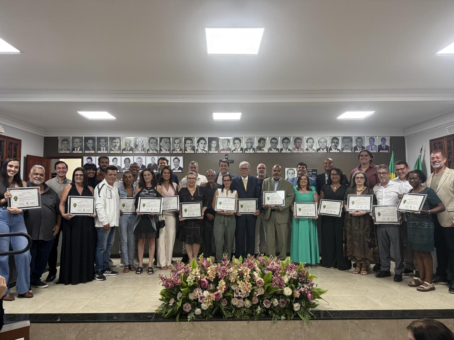 Homenagem ‘Ao Mestre, com Carinho’ emociona e celebra o papel dos educadores em Leopoldina