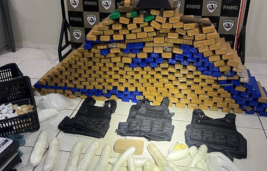 Polícia Militar realiza uma das maiores apreensões de drogas do ano em Muriaé
