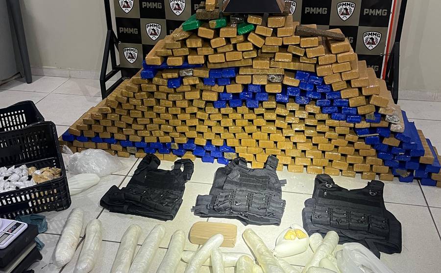 Polícia Militar realiza uma das maiores apreensões de drogas do ano em Muriaé