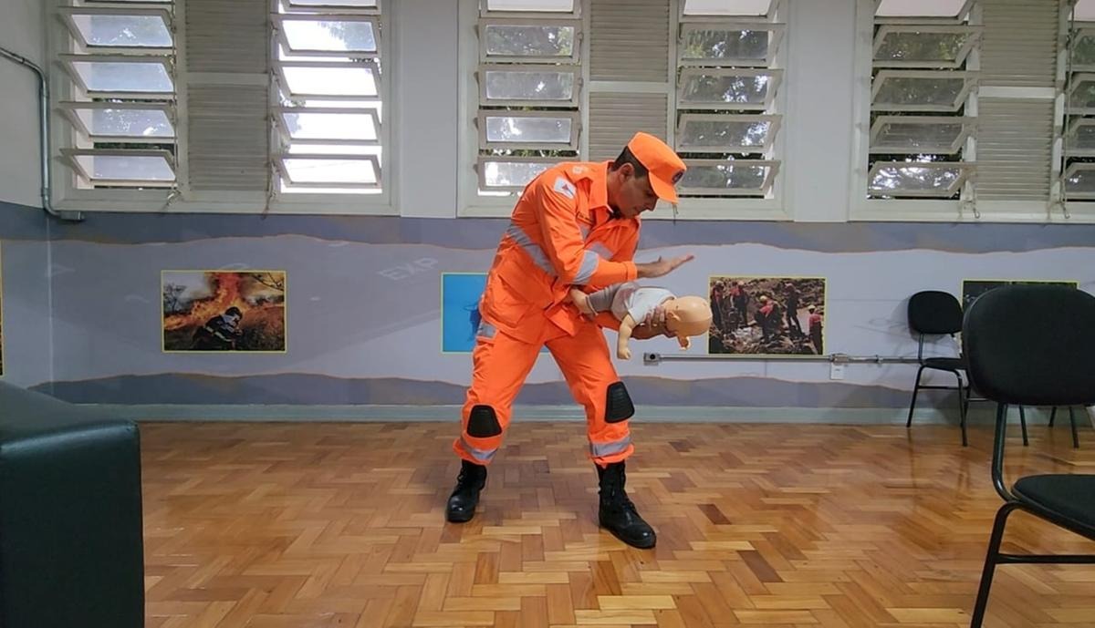 Bombeiros de Minas atualizam protocolos de desengasgo seguindo novas diretrizes internacionais