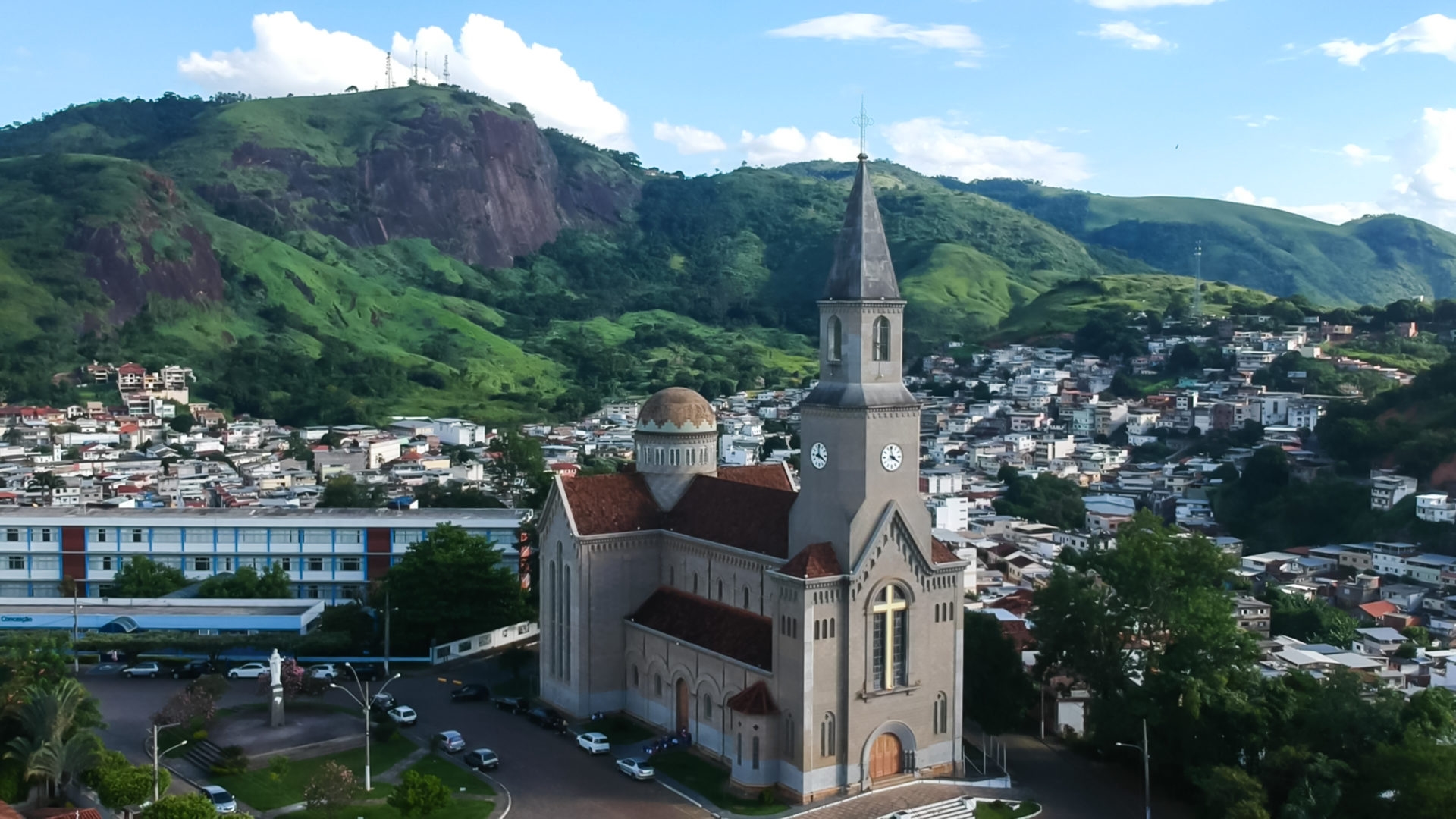 Tradicional sino da Catedral de São Sebastião volta a badalar diariamente em Leopoldina