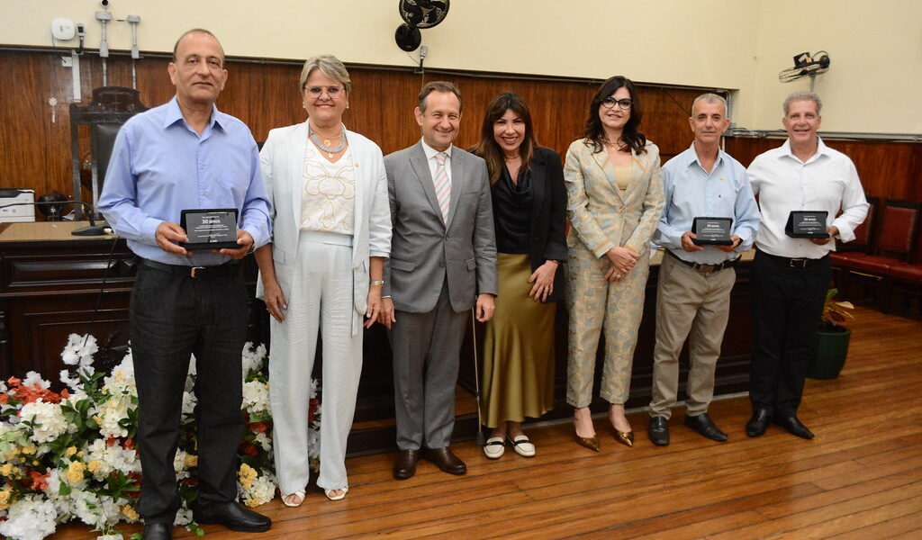 Servidores da Comarca de Leopoldina são homenageados pelo TJMG em Juiz de Fora
