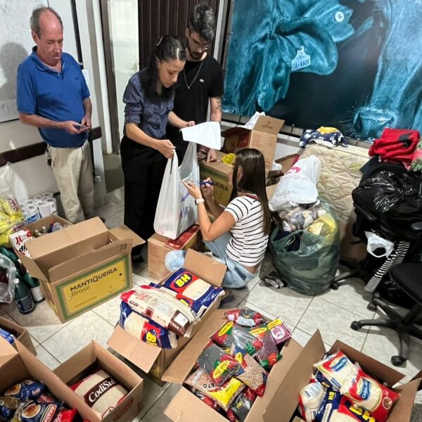Prefeitura inicia entrega de doações a famílias atingidas pelas chuvas em Leopoldina