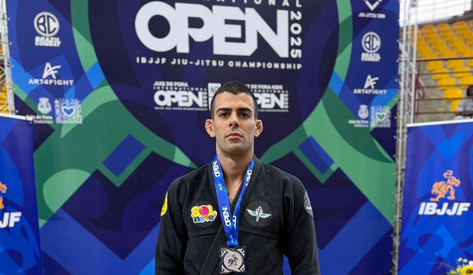 Cruz BJJ, de Leopoldina, conquista mais de 20 medalhas e se destaca em competições de jiu-jitsu em JF