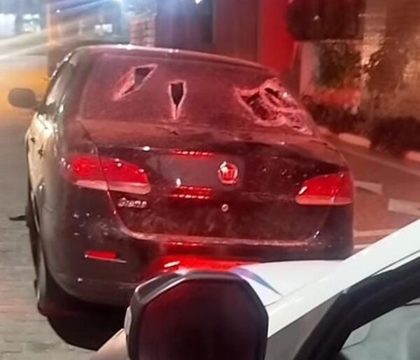 Foragido é preso após danificar veículo e ameaçar mulher em Pirapetinga