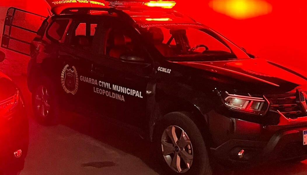 Homem furta camisa do Flamengo e acaba detido pela GCM em Leopoldina