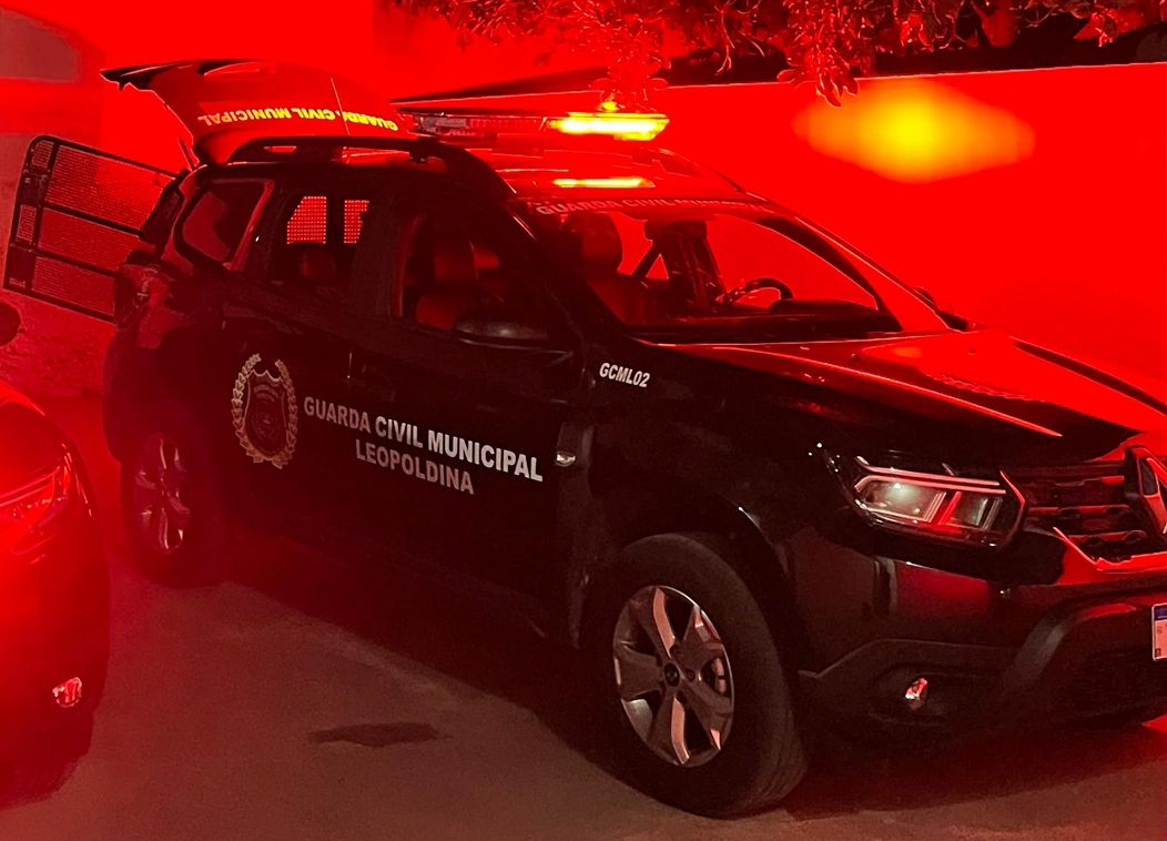 Homem é preso pela GCM suspeito de agredir com socos e mordidas ex-companheira em Leopoldina