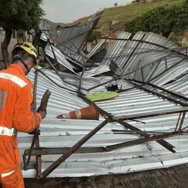 Projeto aprovado pela Câmara destina R$ 250 mil para recuperação de casas atingidas pelas chuvas em Leopoldina