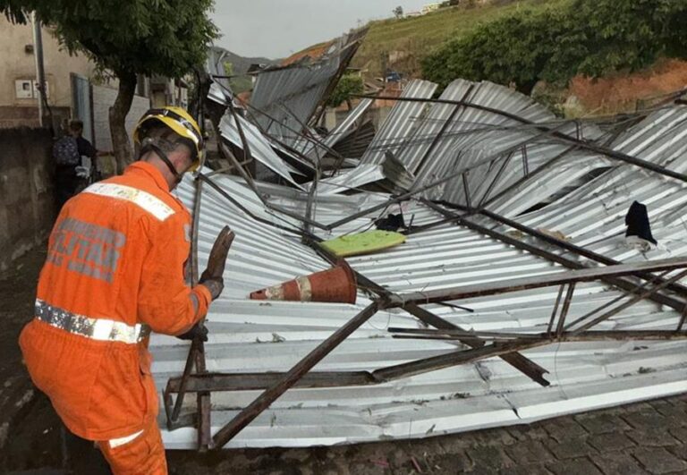 Projeto aprovado pela Câmara destina R$ 250 mil para recuperação de casas atingidas pelas chuvas em Leopoldina