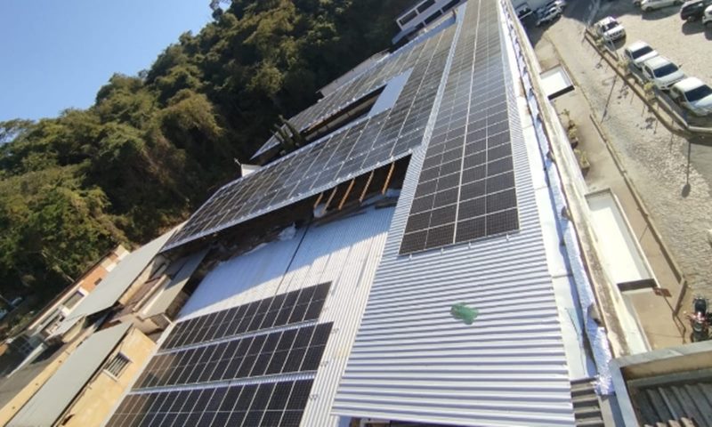 Hospitais, municípios e polícias da região recebem ações de eficiência energética