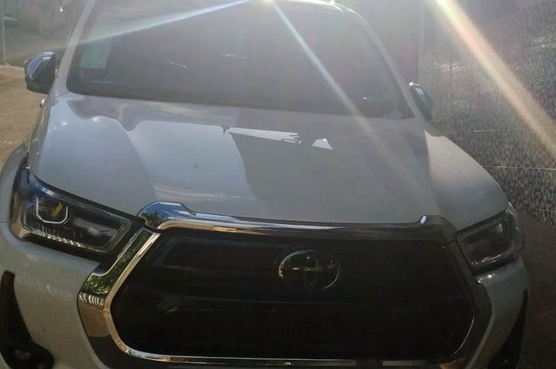 Caminhonete roubada em Carangola é localizada pela PM em Miraí