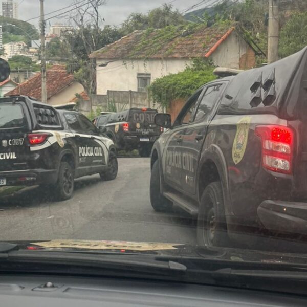 Polícia conclui investigações e prende 11 ligados ao Comando Vermelho em Juiz de Fora