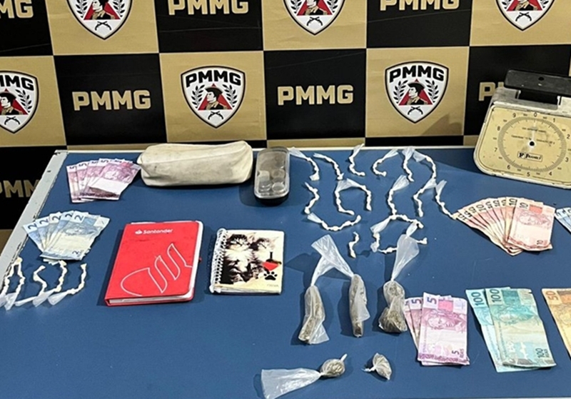 PM desarticula ponto de tráfico e prende três pessoas em Leopoldina
