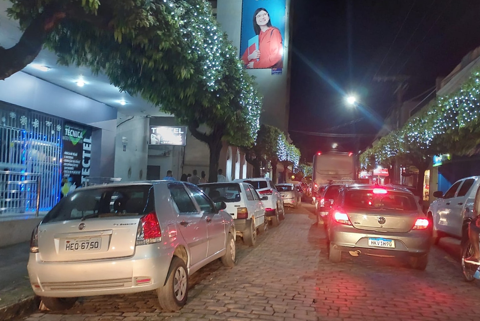 Comércio em Leopoldina amplia horário de funcionamento para compras de Natal