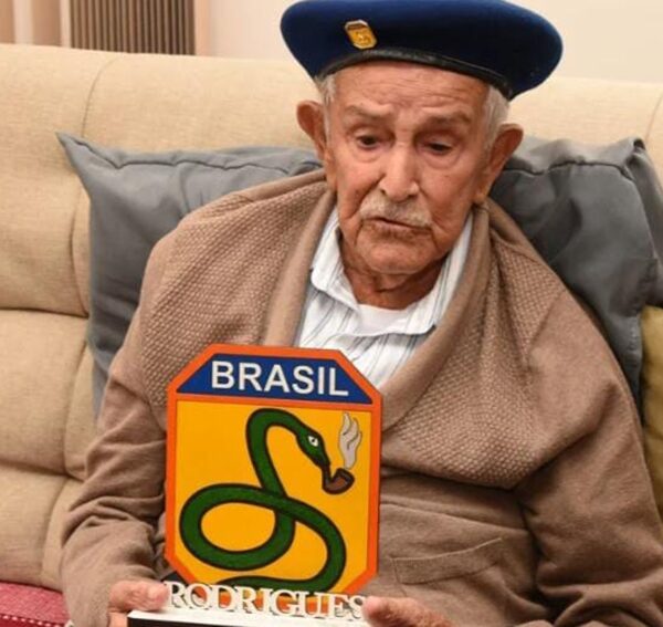 4ª Brigada de Infantaria Leve de Montanha lamenta morte de ex-combatente da Força Expedicionária Brasileira