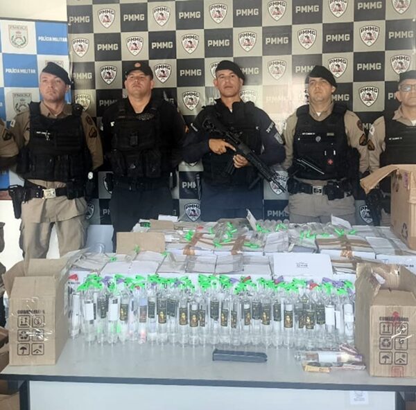 PM desarticula transporte interestadual de drogas e recupera veículo clonado