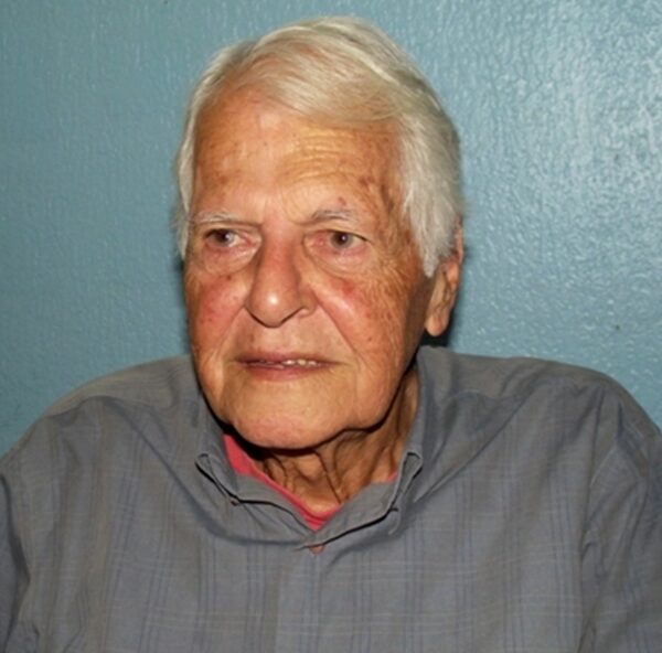 Morre o professor Sérgio França, referência em educação e cultura em Leopoldina