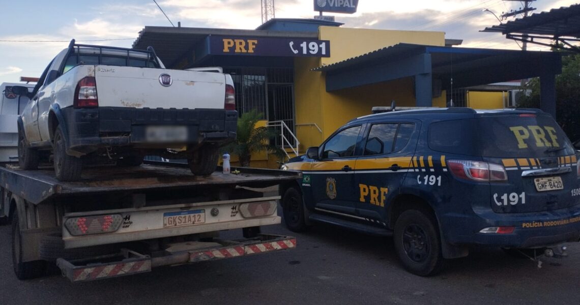 Veículo roubado no Espírito Santo é recuperado em Muriaé durante ação conjunta da PRF e PM