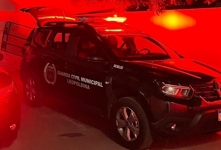 Filho ameaça a mãe e é preso pela GCM no bairro Pedro Brito em Leopoldina