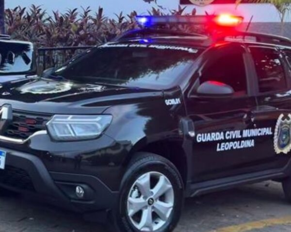Jovem é presa pela GCM após furtar residência da própria vizinha em Leopoldina