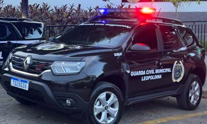 Homem em situação de rua é preso após ameaçar funcionária da Abordagem Social no Centro de Leopoldina