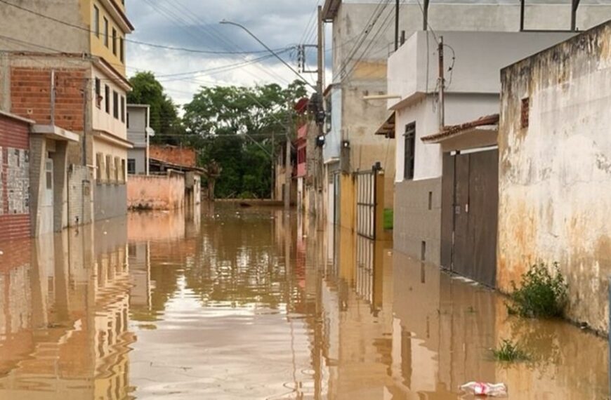 Defesa Civil emite alerta severo para risco de inundação em Muriaé