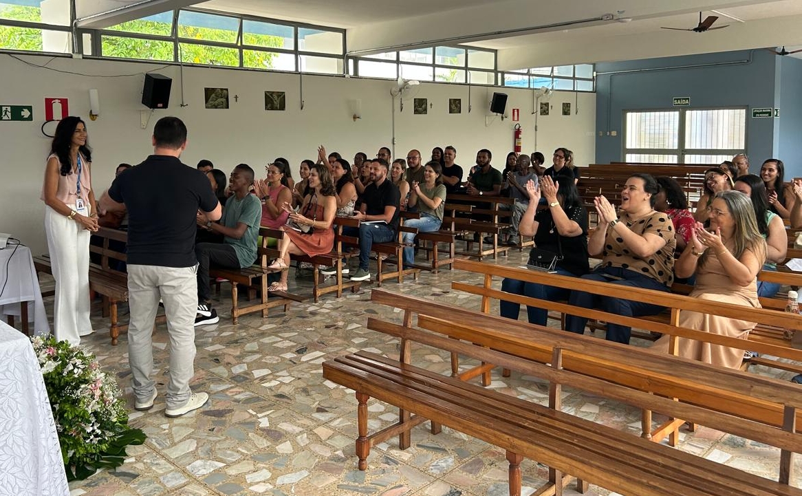 Escola SESI de Leopoldina inicia ano letivo com acolhimento a professores e funcionários