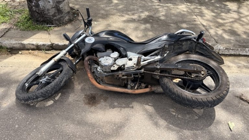 Motociclista de 25 anos morre após queda em via urbana de Cataguases