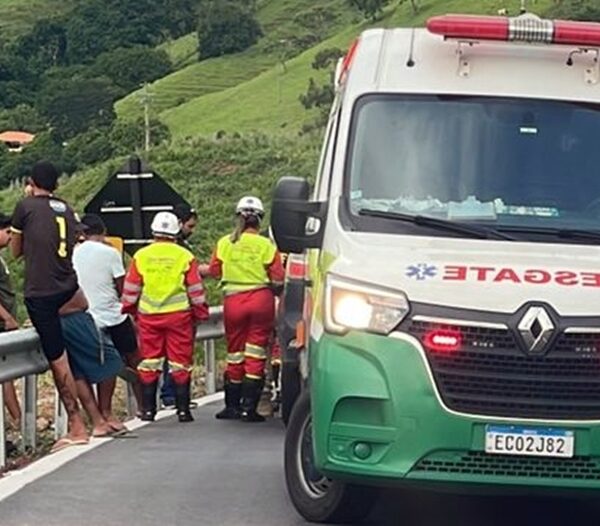 Caminhoneiro morre após pular de veículo desgovernado na Serra da Vileta em Leopoldina
