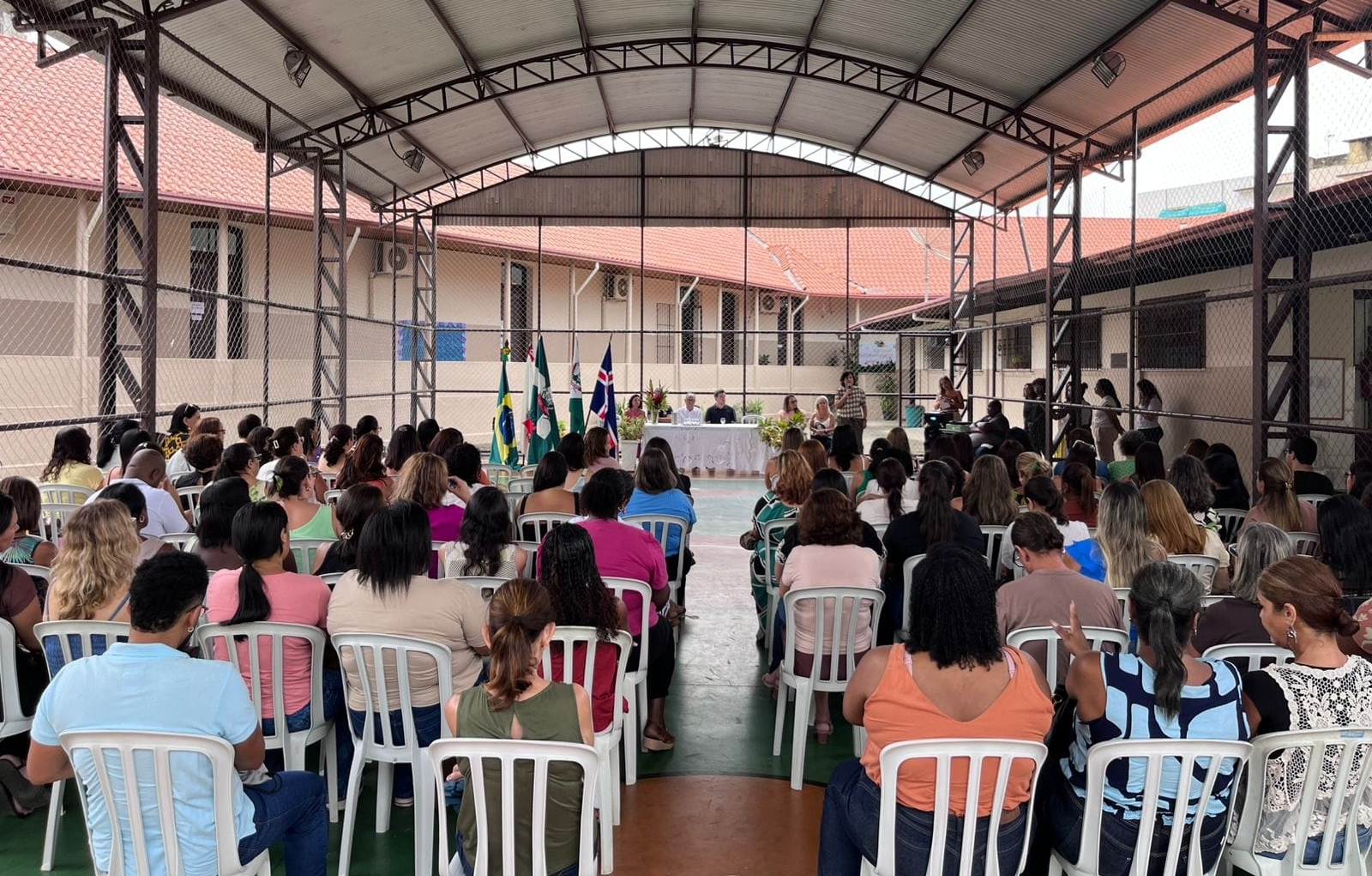Encontro regional do Pacto Mineiro pela Alfabetização reúne educadores em Leopoldina
